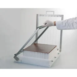 Best Cerf Dellier Guitare double 350 x 350 mm socle seul