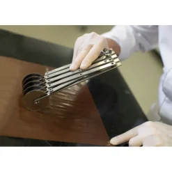 Cerf Dellier Multicoupe rouleau extensible pour bandes de 1 à 12 cm 5 roulettes cannelées