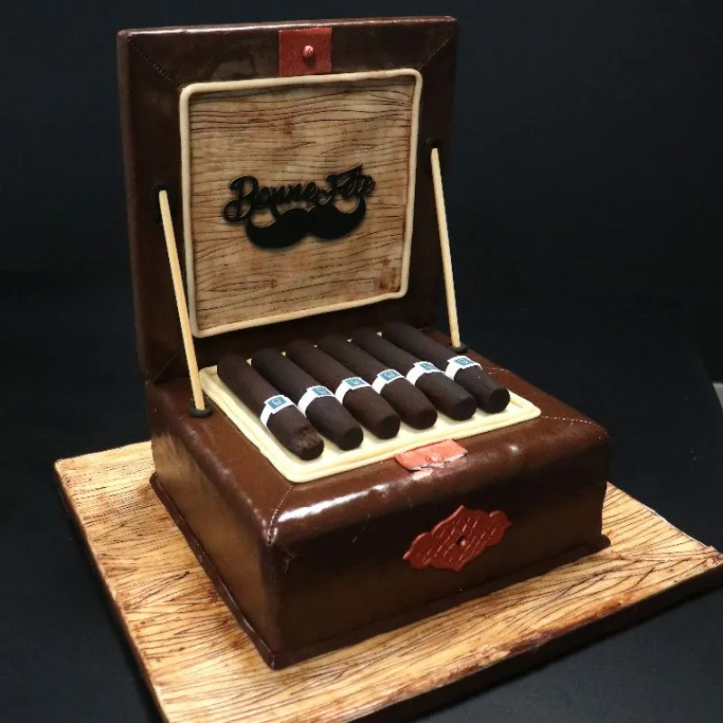 Sale Cerf Dellier Pâte à sucre marron 500 g - DDM 11/24